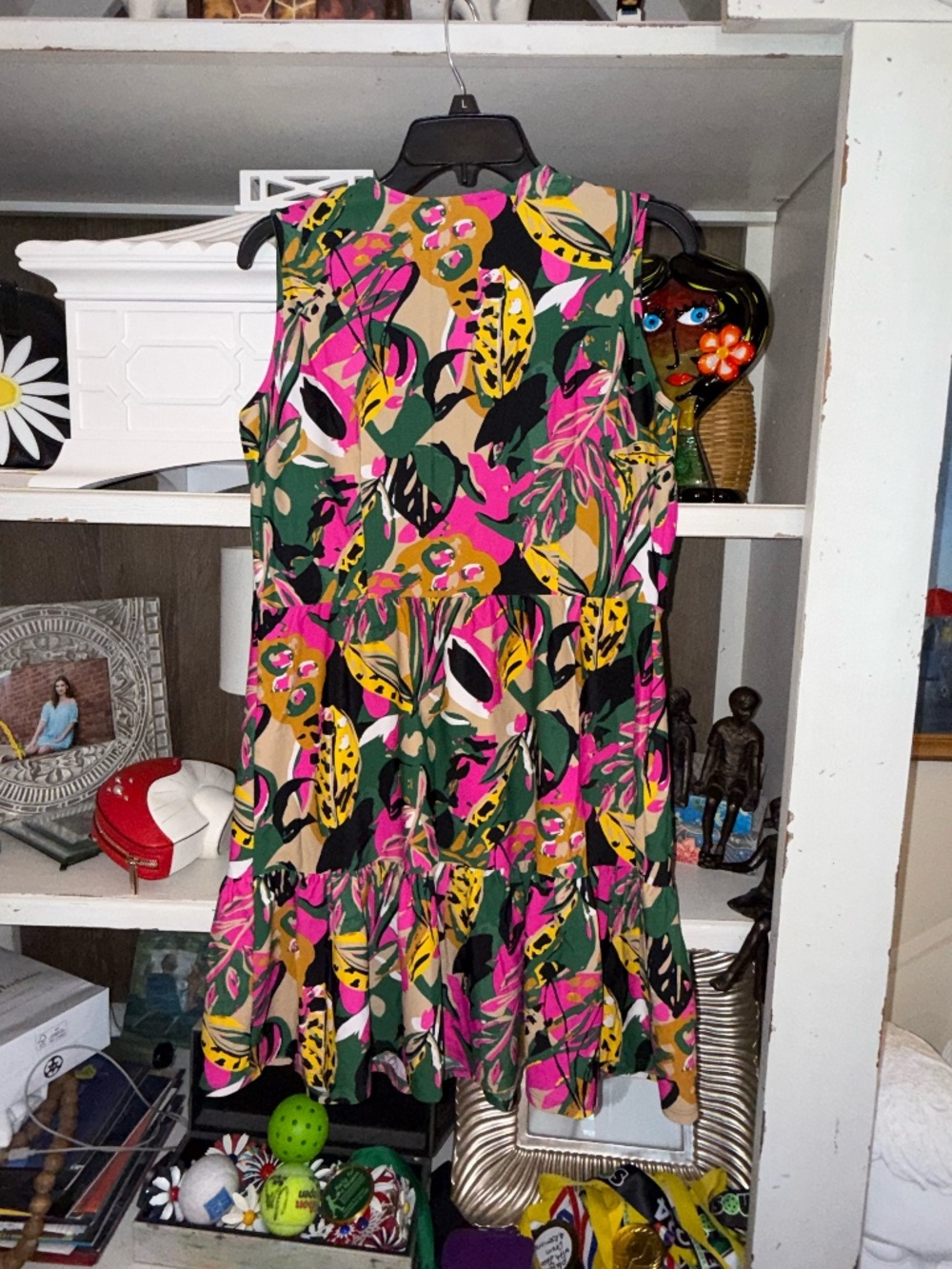 Jude Connally Medium M floral tiered ruffled dress Ali jungle v neck - Picture 4 of 4